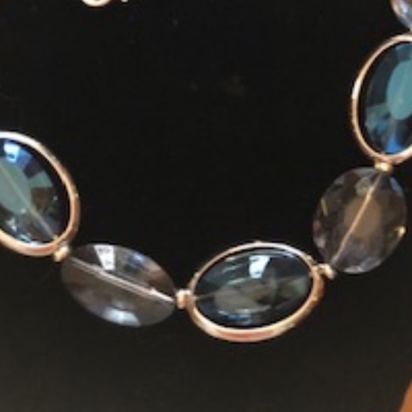 *HOST PICK* Two-Tone Blue and Silver Necklace *NEW* - Picture 1 of 6